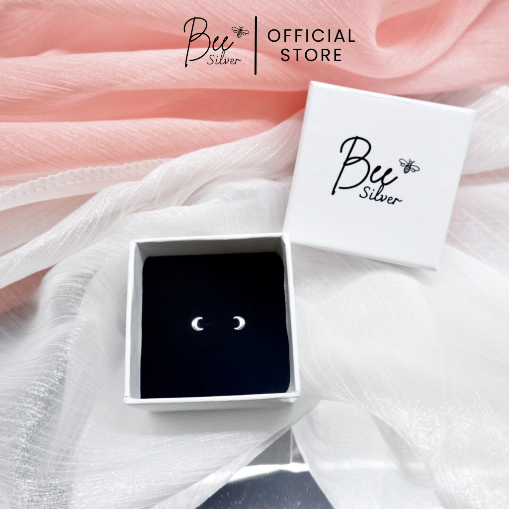 Khuyên tai bạc nữ Bee Silver hình mặt trăng xinh xắn thanh lịch đáng yêu
