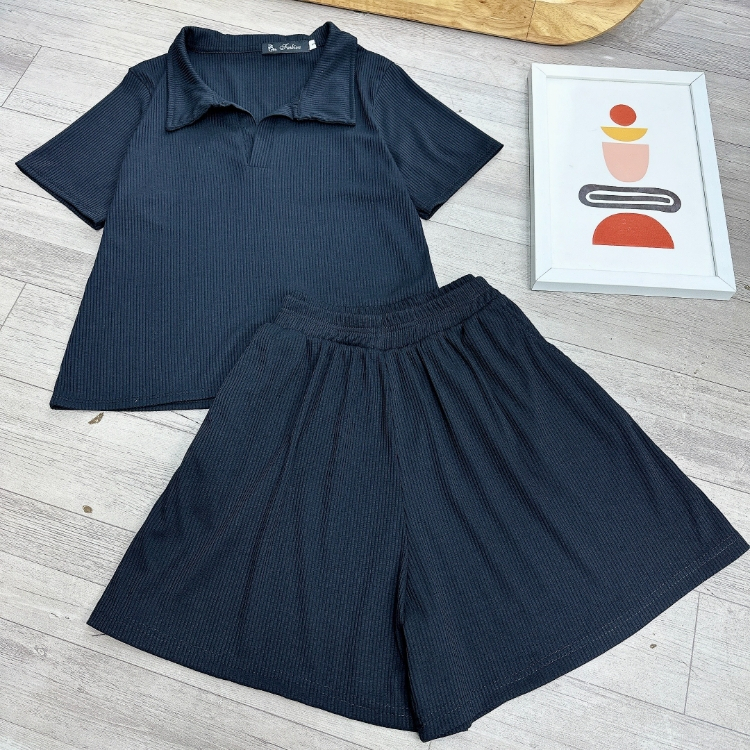 Set đồ Bigsize CÔ NHỎ nữ gồm áo thun cổ trụ và quần đùi thun chất gân tăm co giãn - SET27