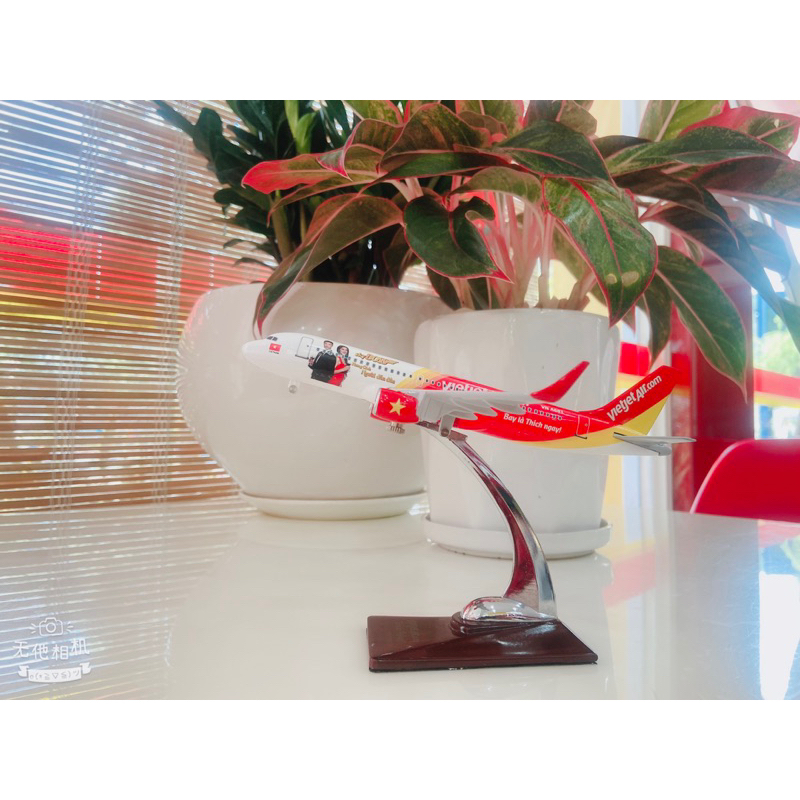 MÔ HÌNH MÁY BAY VIETJET