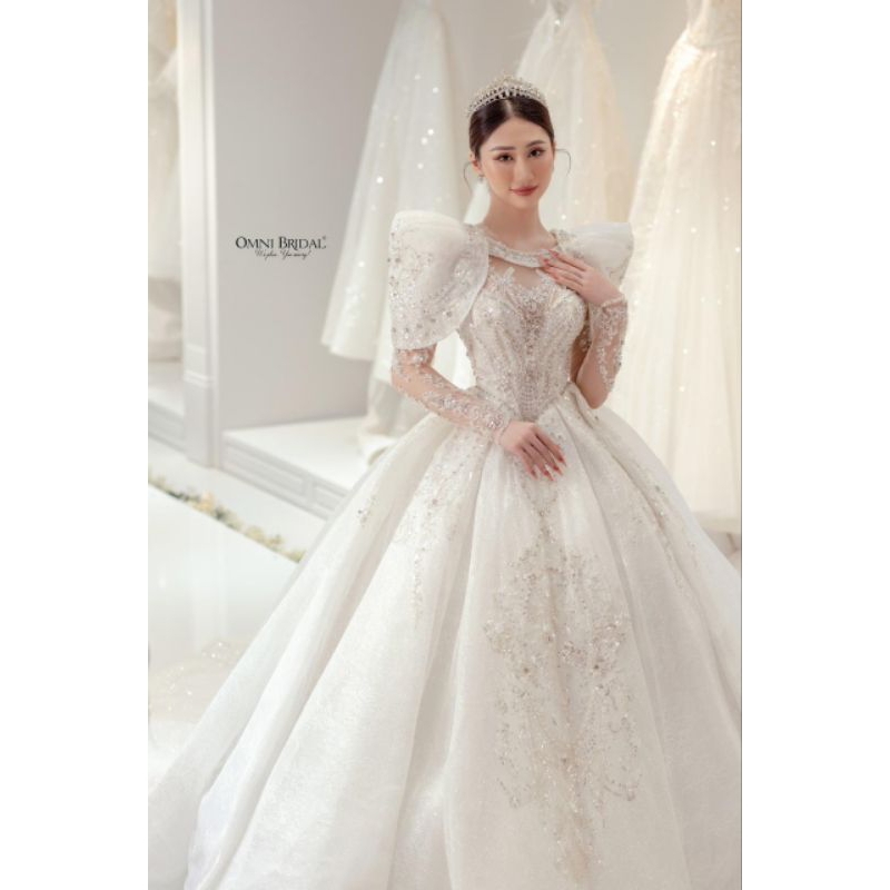 Cặp tay phồng trắng rời phối trang phục