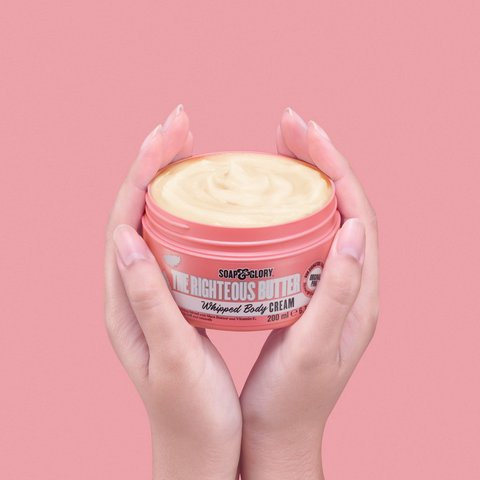 Kem dưỡng thể dành cho da siêu khô Soap & Glory Whipped Body Cream 200ml