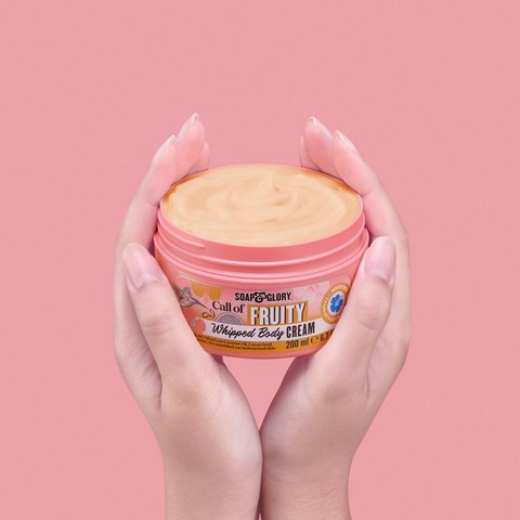 Kem dưỡng thể dành cho da siêu khô Soap & Glory Whipped Body Cream 200ml