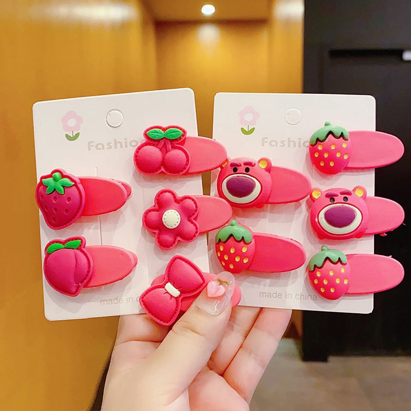 Vỉ Kẹp Mái Gấu Dâu Lotso Cho Bé Nữ Đẹp 5 Chi Tiết Màu Hồng Hot Trend Hàn Quốc Đáng Yêu Deperier