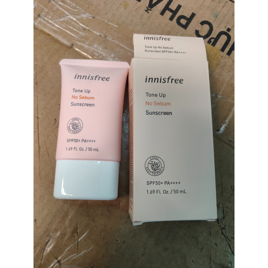 Kem chống nắng Innisfree Tone Up No Sebum Suncreen SPF50+ PA++++ - Teri.House