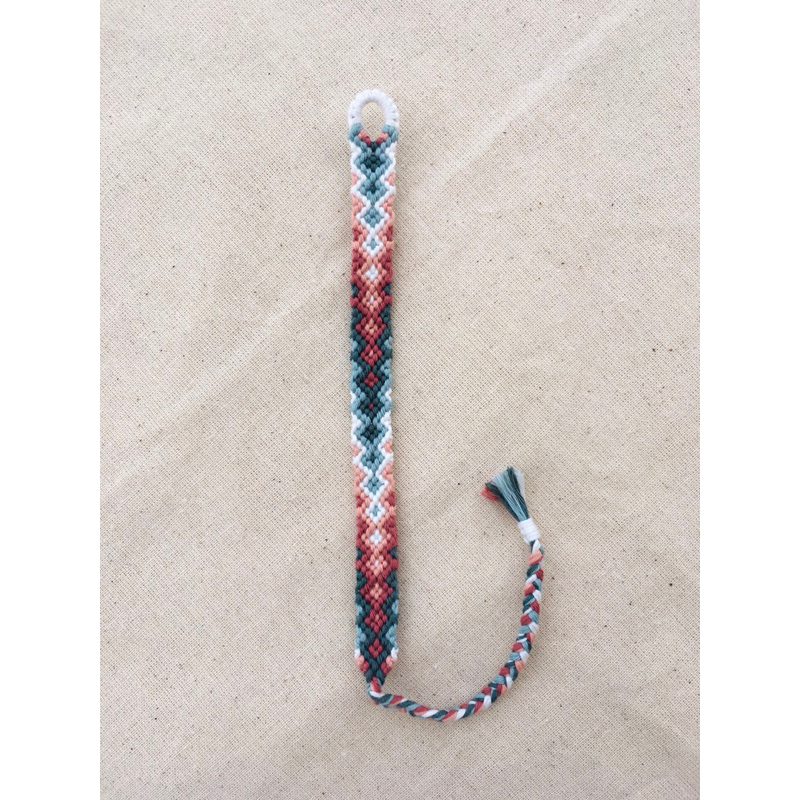 Vòng tay handmade / Vòng tay tình bạn/ Friendship bracelet
