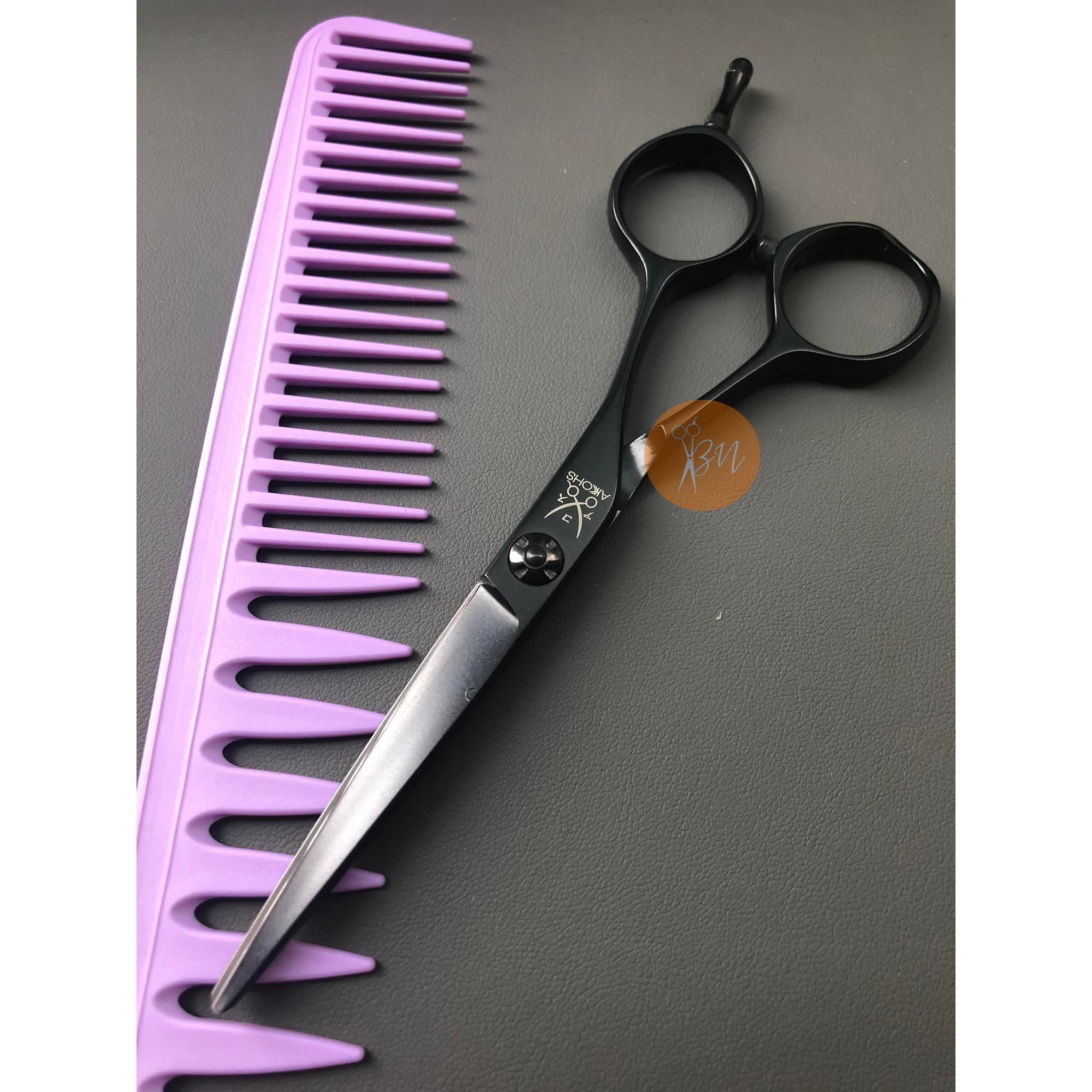 Kéo cắt tóc Akkohs YD5500, Thép nhật cao cấp