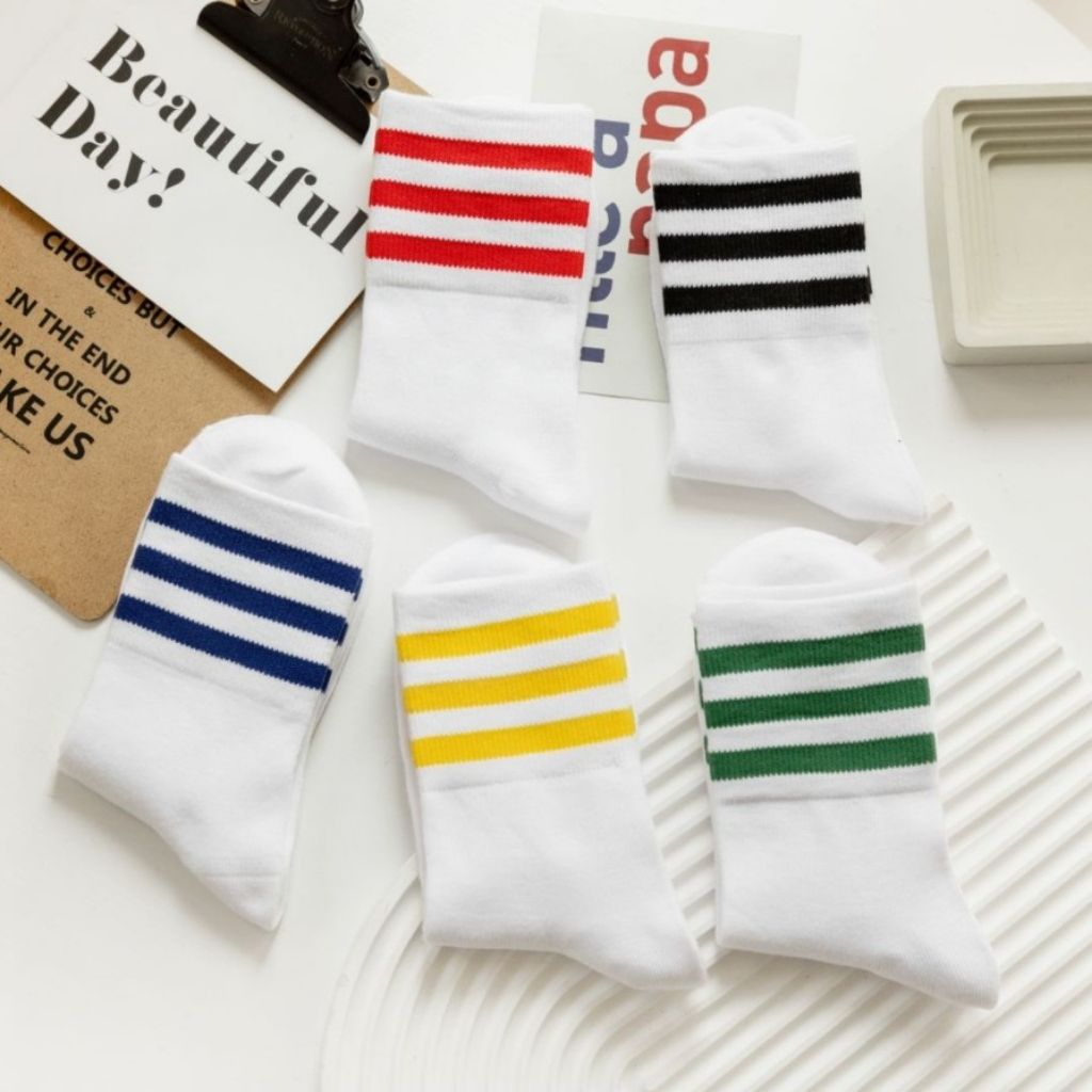 Tất thể thao nam nữ 3 sọc cá tính, Vớ nam nữ cổ cao chất liệu cotton giúp chống hôi chân DOPICO T555