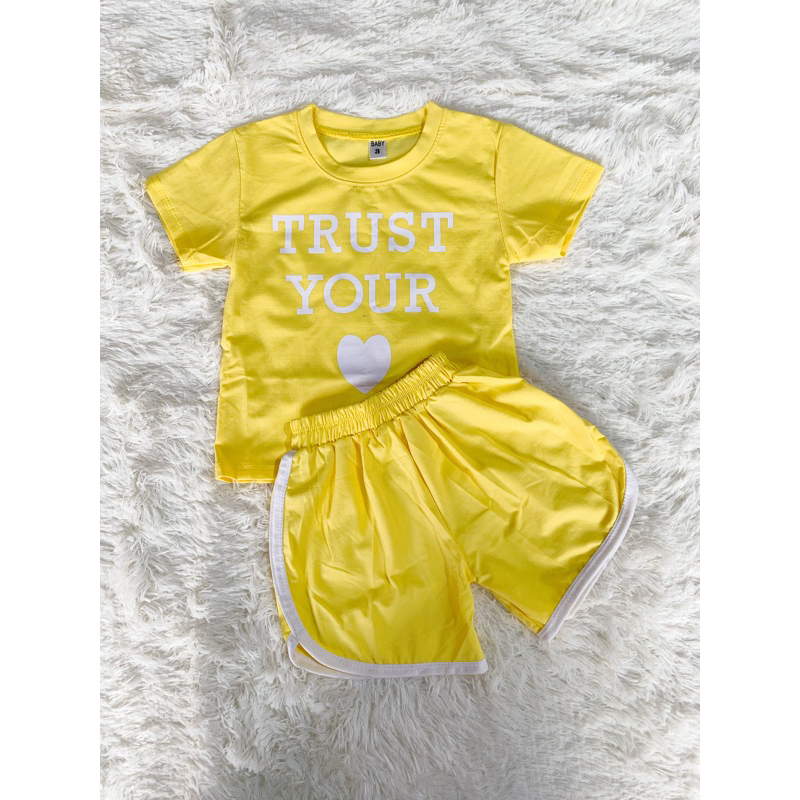 Bộ bé gái cotton chất liệu co dãn 4 chiều thấm mồ hôi