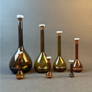 Bình Định Mức LAB HA NOI Nâu Class A, Nút Nhựa 10ml, 25ml, 50ml, 100ml, 250ml, 500ml, 1000ml, 2000ml