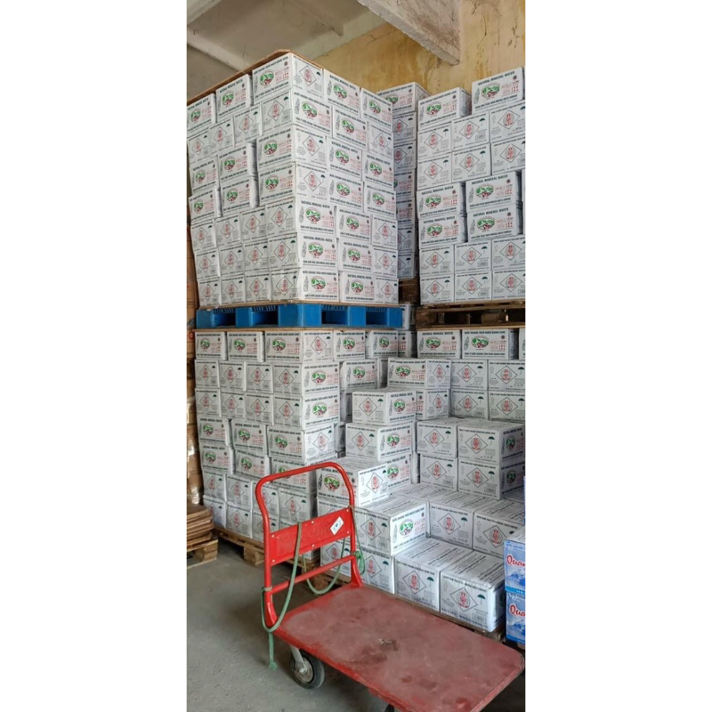 1 thùng nươc khoáng mặn Quang Hanh quảng ninh , bổ sung ga thùng 20 chai 500ml