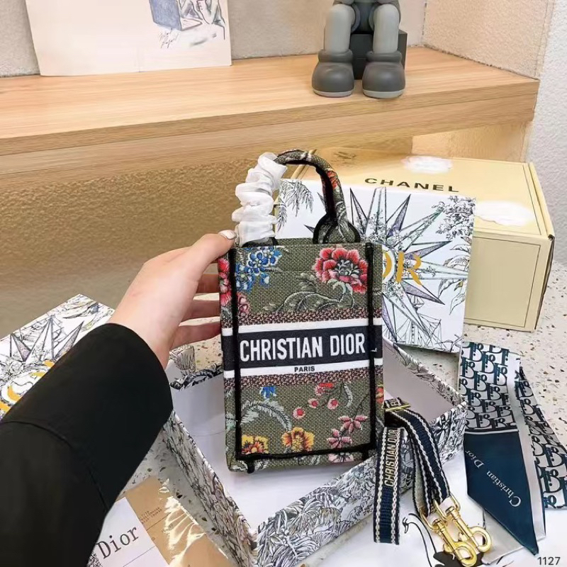 (Full box-Size mini）Túi xách BOOK TOTE size mini hoạ tiết thiên nhiên rực rỡ