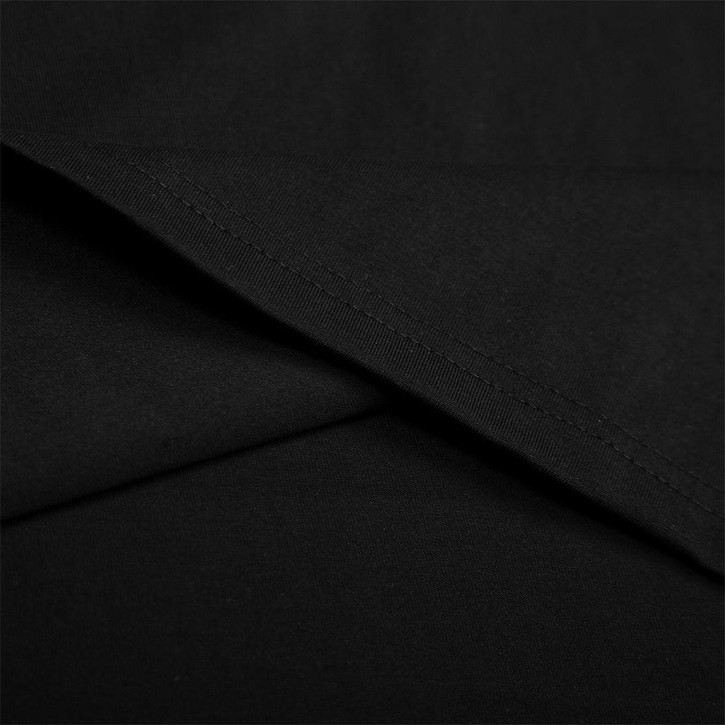 Áo thun baby tee tay ngắn nữ màu đen Flash local brand Davies | D32-T11