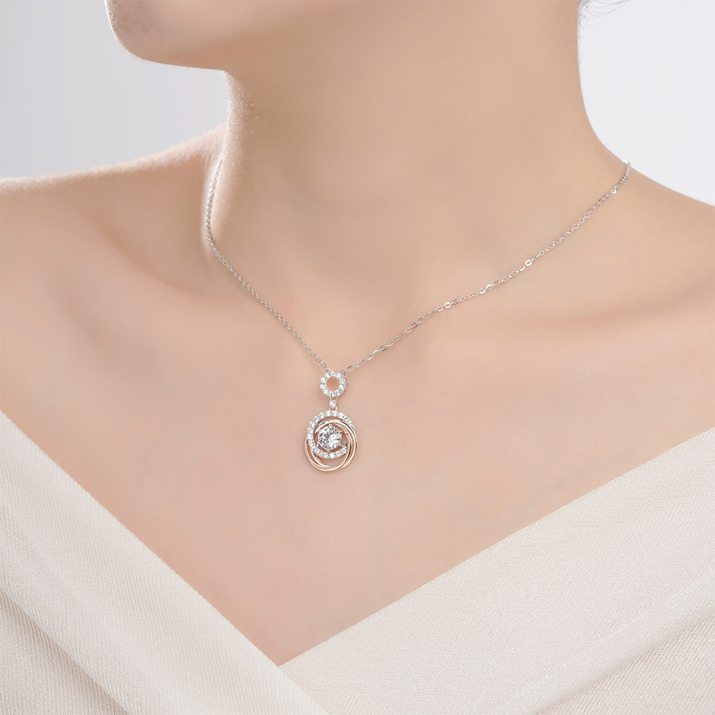 Mặt Dây Chuyền Vàng 14K Thiết Kế Độc Đáo Đính Đá CZ Cao Cấp Lấp Lánh MDCC630 Huy Thanh Jewelry