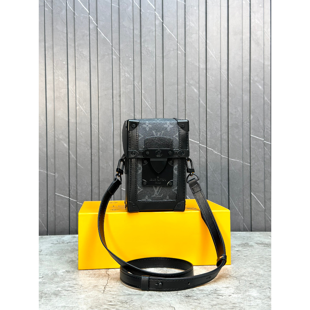 Túi đeo chéo hộp vuông mini Louis Vuitton Đen hoa vân Xám phối viền fullbox bill thẻ LA on web