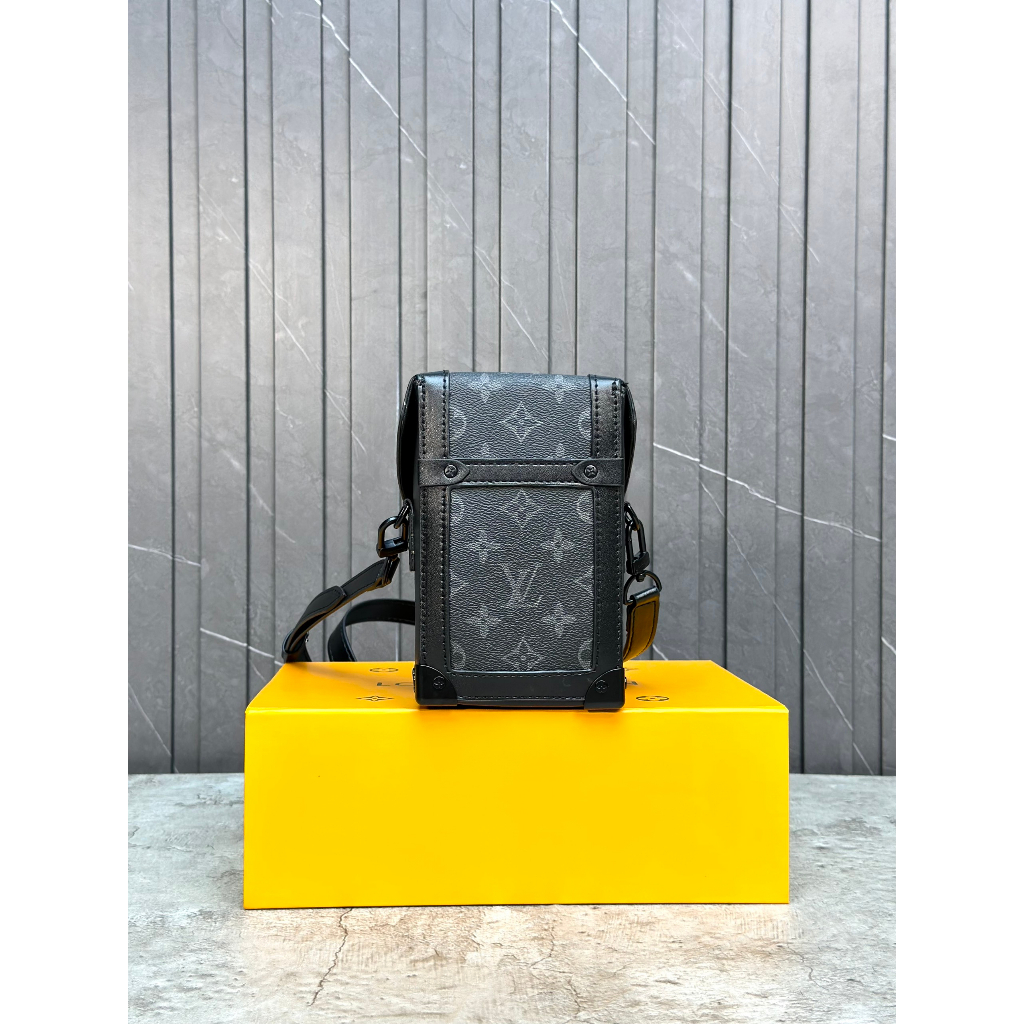 Túi đeo chéo hộp vuông mini Louis Vuitton Đen hoa vân Xám phối viền fullbox bill thẻ LA on web