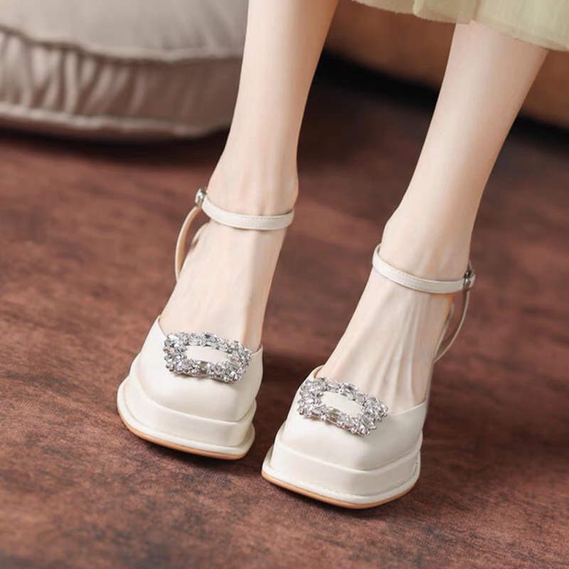 ORDER 💜 Giày gắn đá da trơn gót vuông 9cm 34-39