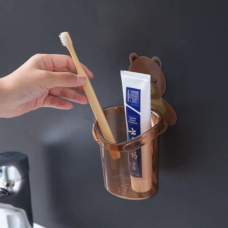 LỌ CON GẤU TREO CẮM BÀN CHẢI VÀ KEM ĐÁNH RĂNG