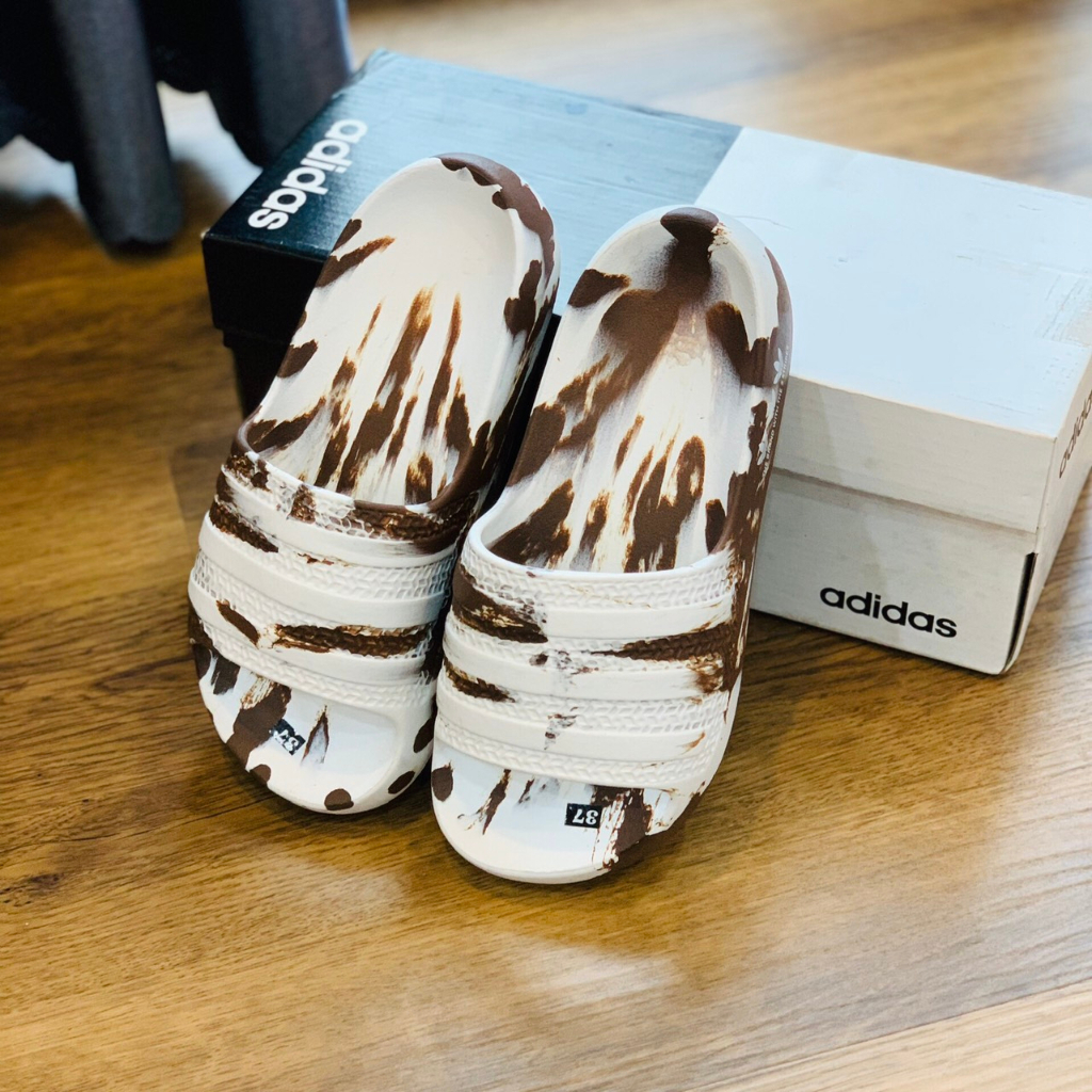 Dép đúc Adilette Ayoon -chọn tăng 1 size- dép đúc nguyên khối ADI AYOON  quai ngang nam nữ siêu êm,Nâu Loang