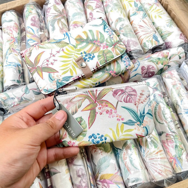 Ví gập xuất xịn nhiều ngăn hoan tiết hoa lá