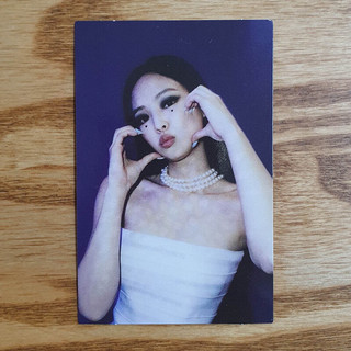 Card Jennie the album