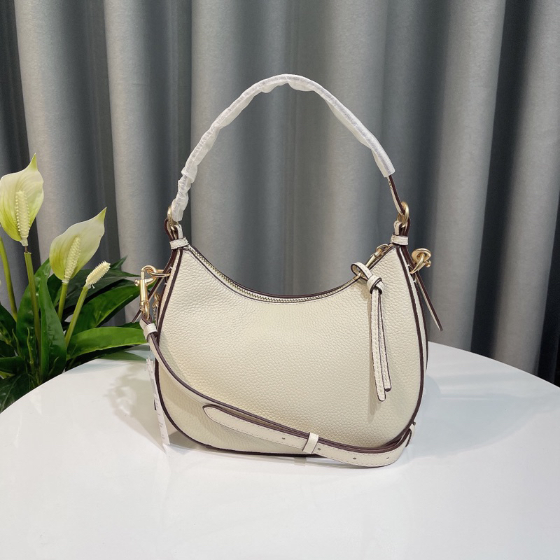 Túi đeo vai C0ach Kleo Hobo dáng bầu xinh xắn