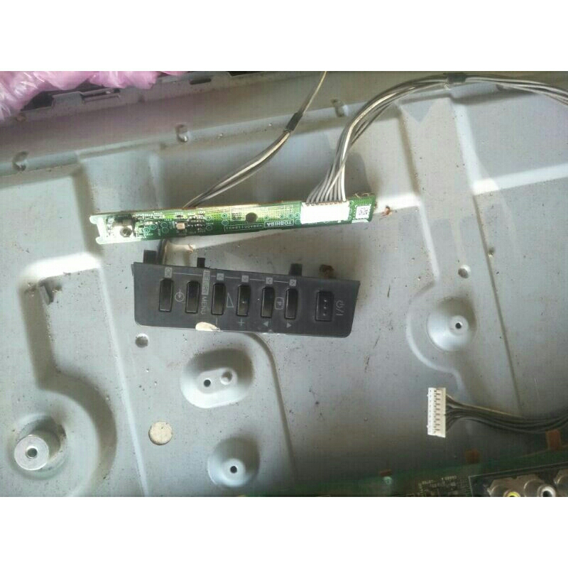 Bo mạch tivi Toshiba 40AV700V, bo xử lý, bo nguồn, bo tcon, mắt nhận, cáp, cặp loa bóc máy