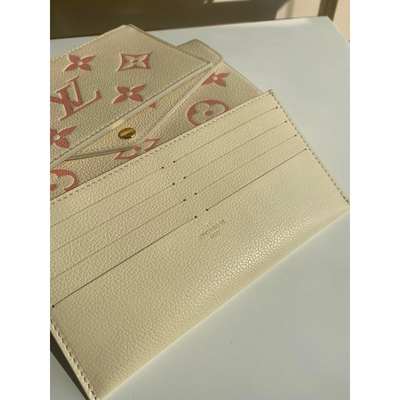 Túi đeo chéo LV pochette kích thước 21cm chất liệu da bò hoạ tiết dập nổi fullbox