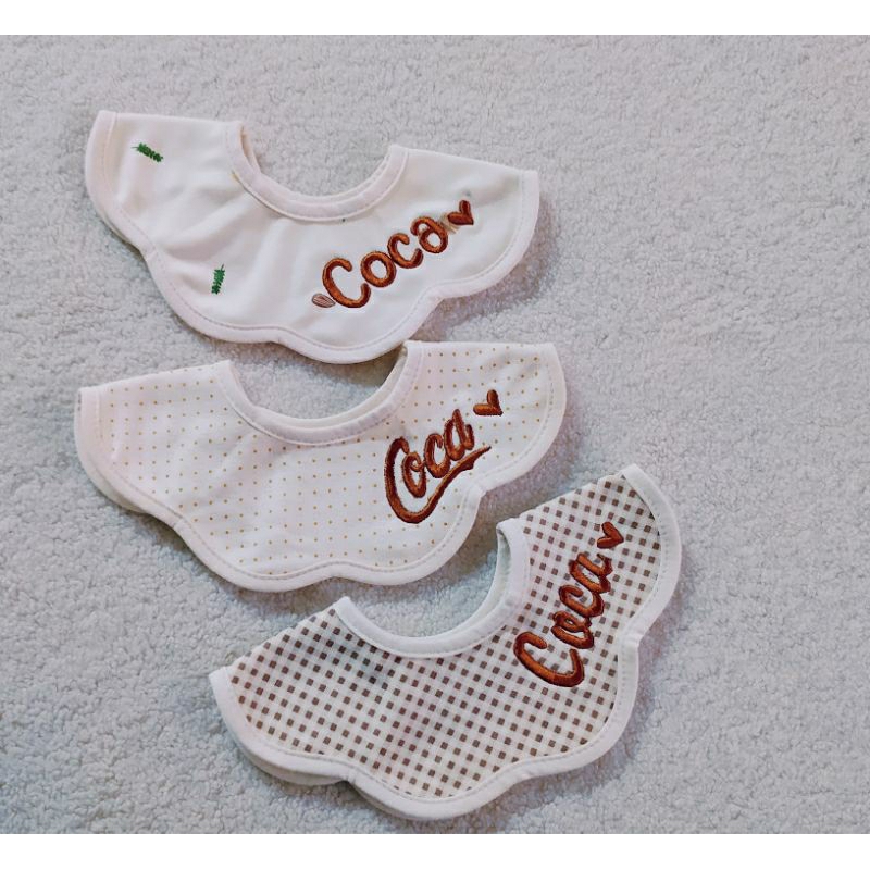 Yếm bé trai bé gái thêu tên theo yêu cầu, inbox chọn icon hình hoặc theo hình của khách.