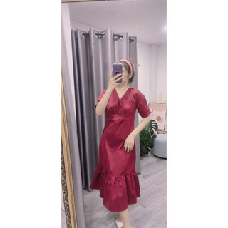 ĐẦM KAKI CỔ V ĐUÔI CÁ