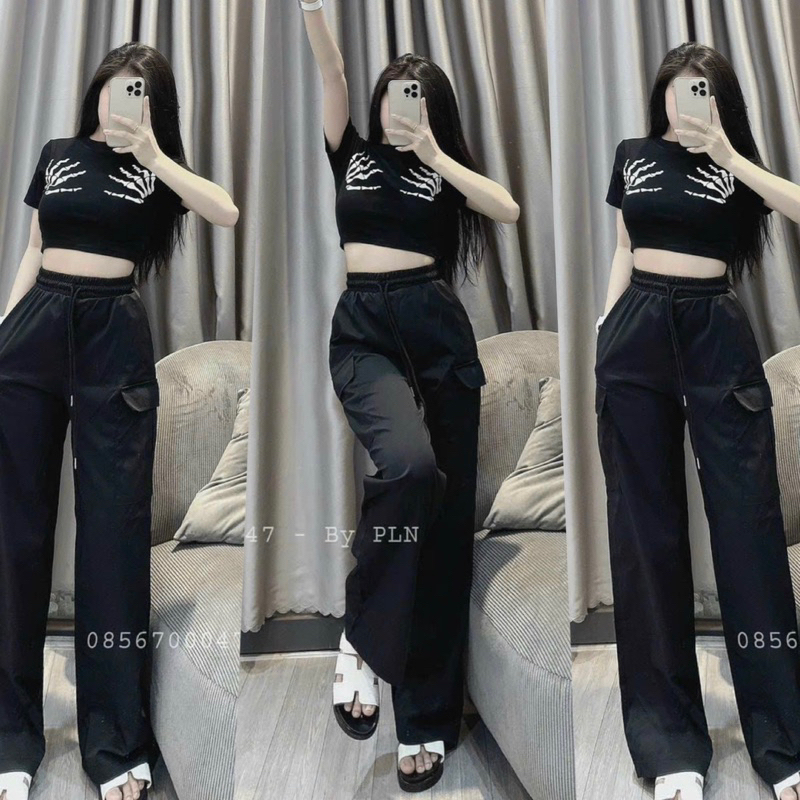 Set Bộ Xốp Nhún Áo Tay Ngắn Viền Thêu Gấu Dâu Rút 2 Bên + Quần Ống Ôm