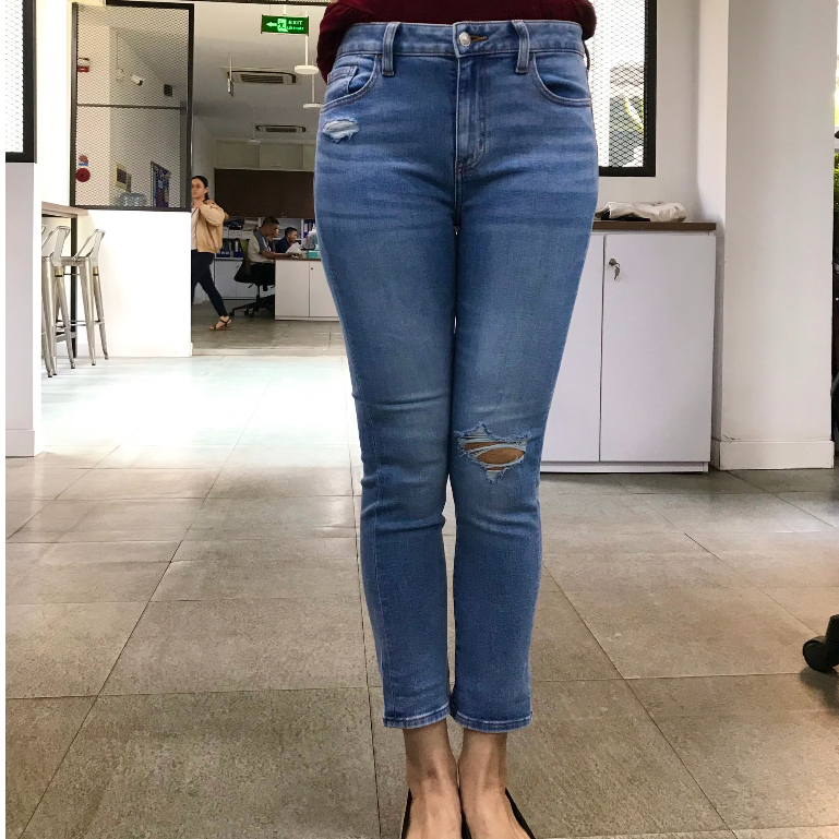 (VNXK) Jean nữ dài rách gối E.X.P.R.E.S xuất xịn, hình ảnh shop tự chụp