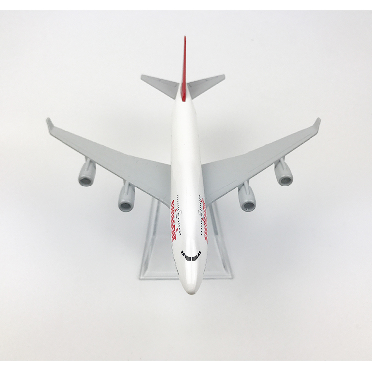 Mô hình máy bay Swiss Airlines 16cm + đế trưng bày