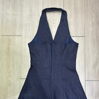 Đầm Lala denim cổ yếm