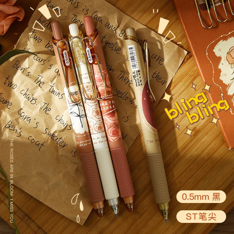 Set 4 Bút Gel Bấm MURA Hoa Hồng Vintage có đệm tay Ngòi 0.5mm Mực Đen