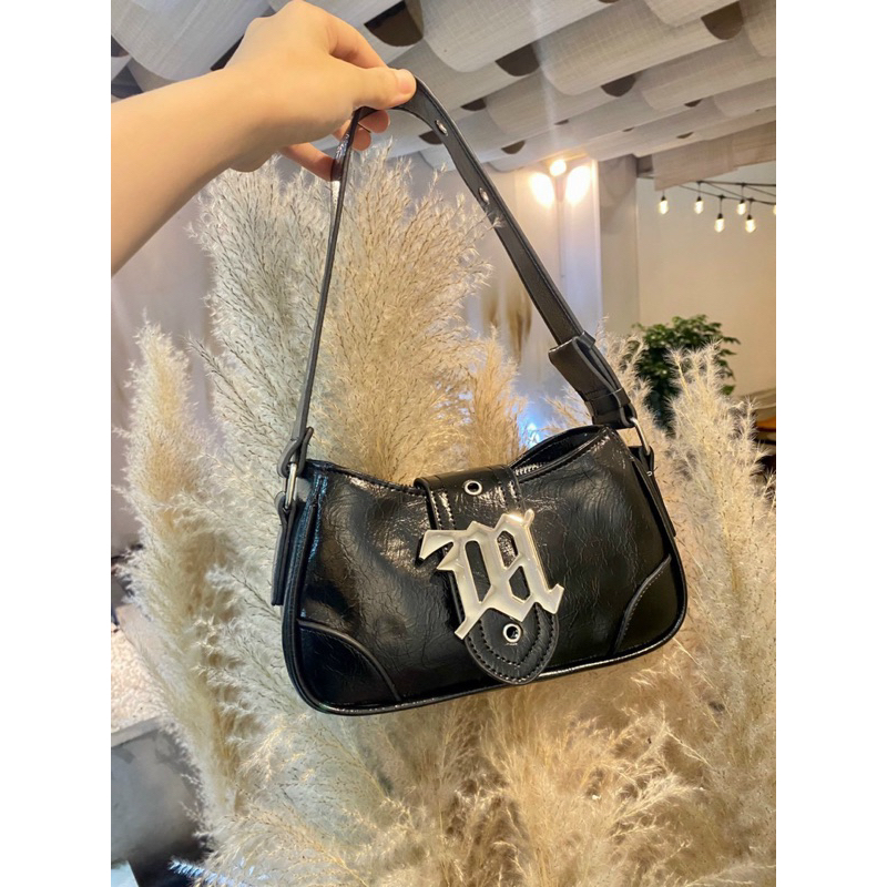 Túi Kẹp Nách Nữ Cúc Bấm Chữ M Có Chữ Mẫu Mới 2023