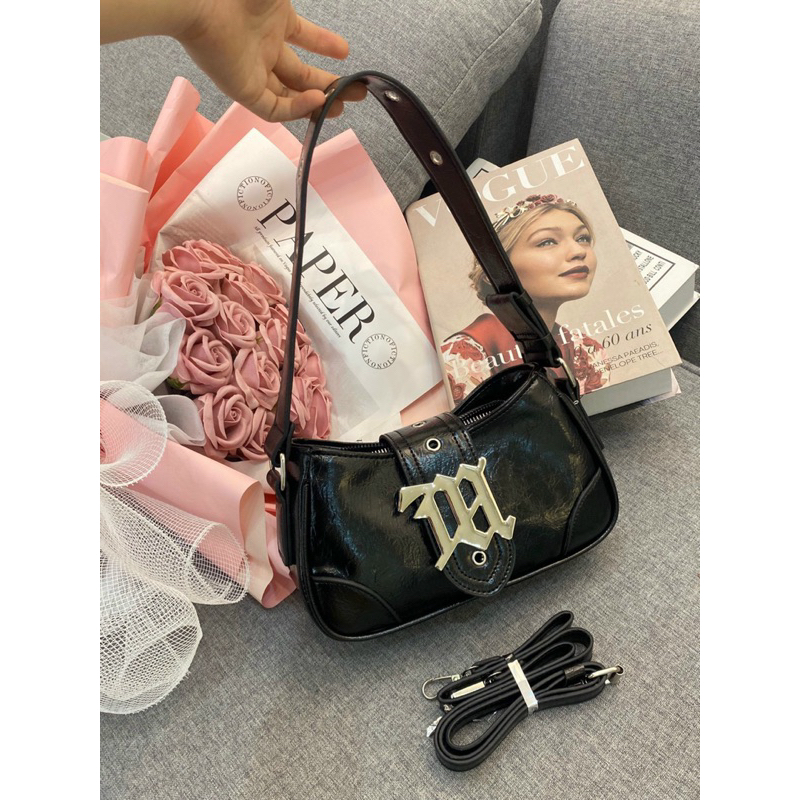 Túi Kẹp Nách Nữ Cúc Bấm Chữ M Có Chữ Mẫu Mới 2023