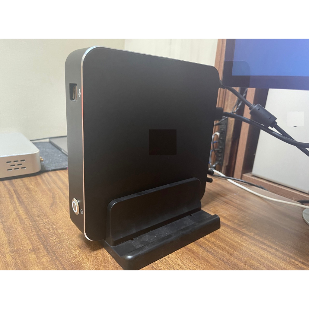 Cây máy tính MMN màu đen cài sẵn hackintosh