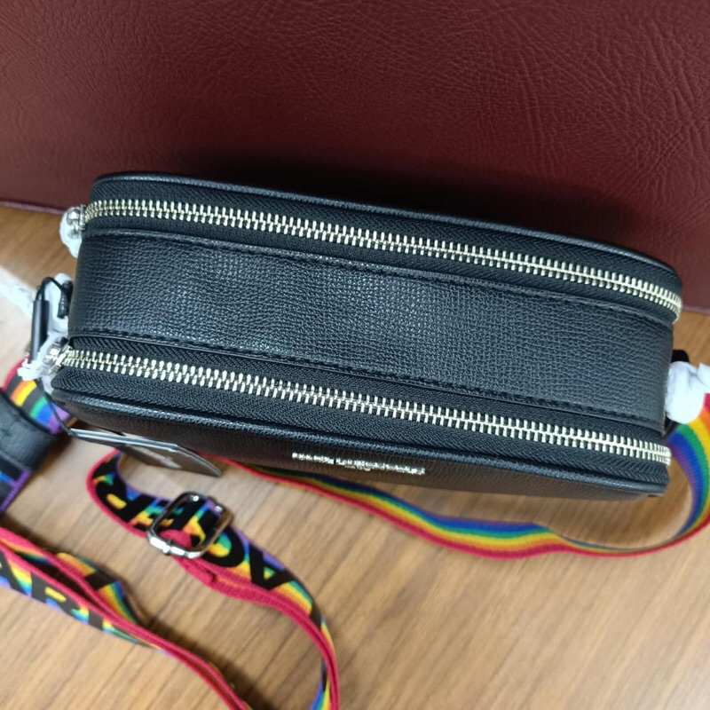 Túi Karl siêu đẹp nam nữ đều mang đẹp ah