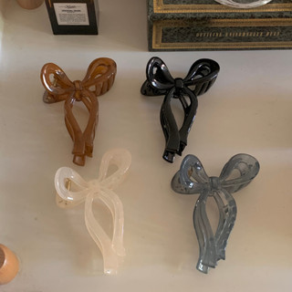 Kẹp tóc hình nơ dọc Modleaf Luv ribbon pin Hàn Quốc