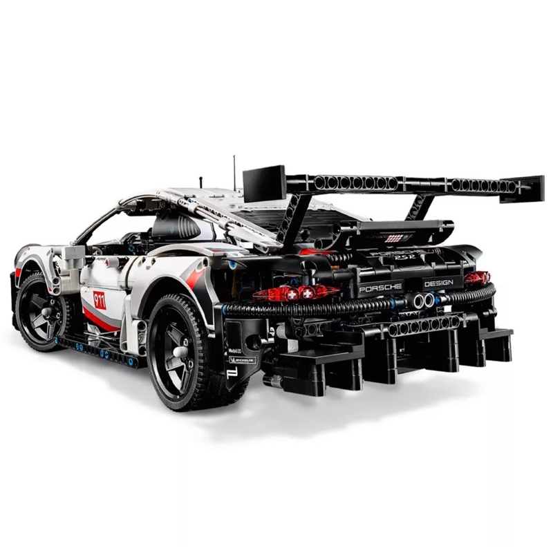 Mô hình Lắp ráp xe POSCHE 911 tỷ lệ 1:10 với hơn 1580+ pcs