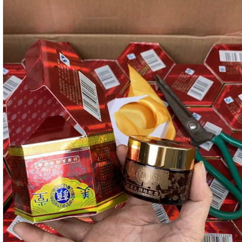 Kem vua nám Nhật Bản. Kem nám Nhật Bản,