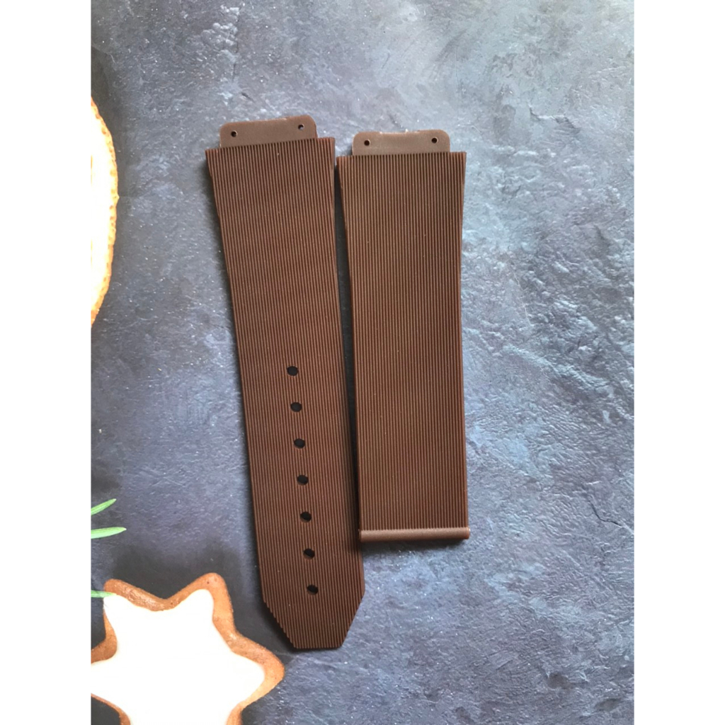 Dây đồng hồ HUB size 42 cao su trơn