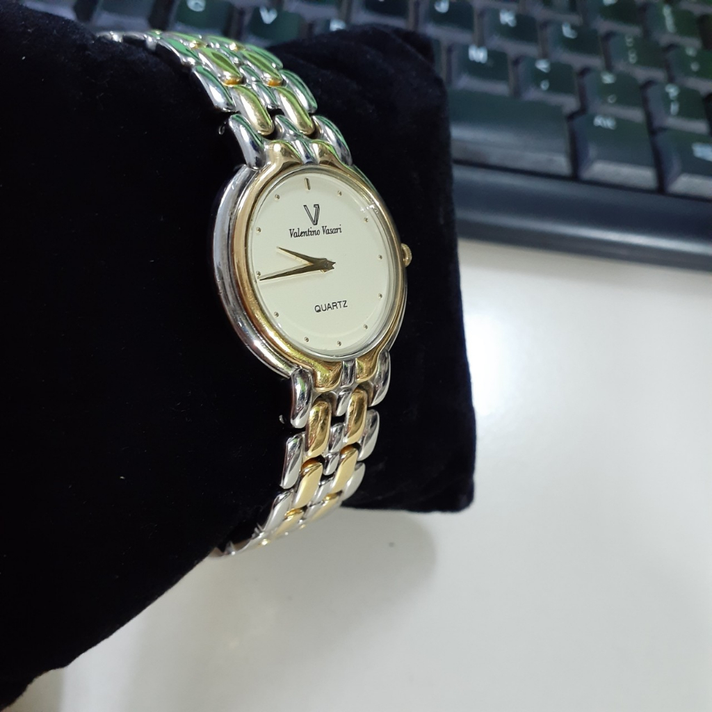 Đồng hồ nữ demi vàng Valentino Vasari sang trọng second hand si Nhật