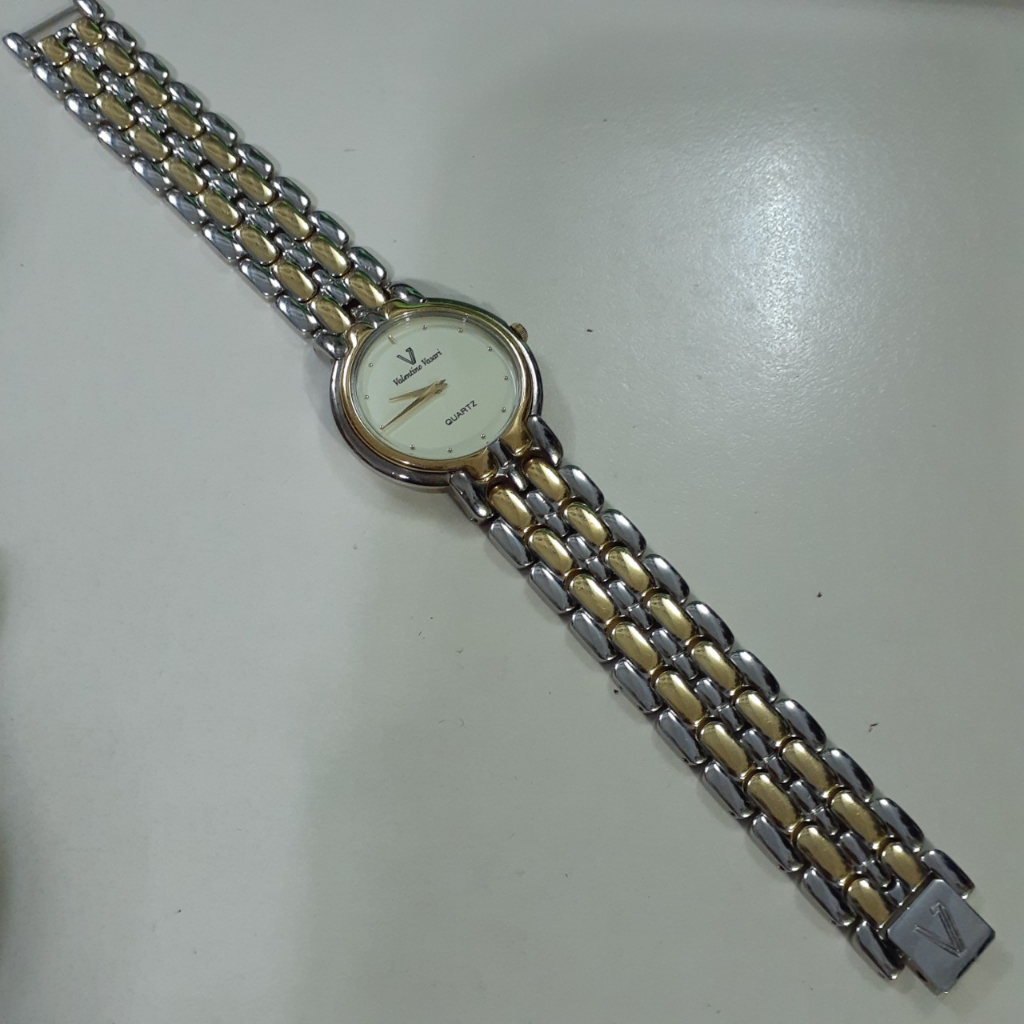 Đồng hồ nữ demi vàng Valentino Vasari sang trọng second hand si Nhật