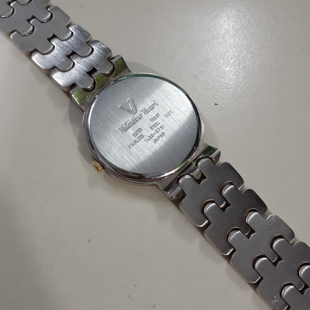 Đồng hồ nữ demi vàng Valentino Vasari sang trọng second hand si Nhật