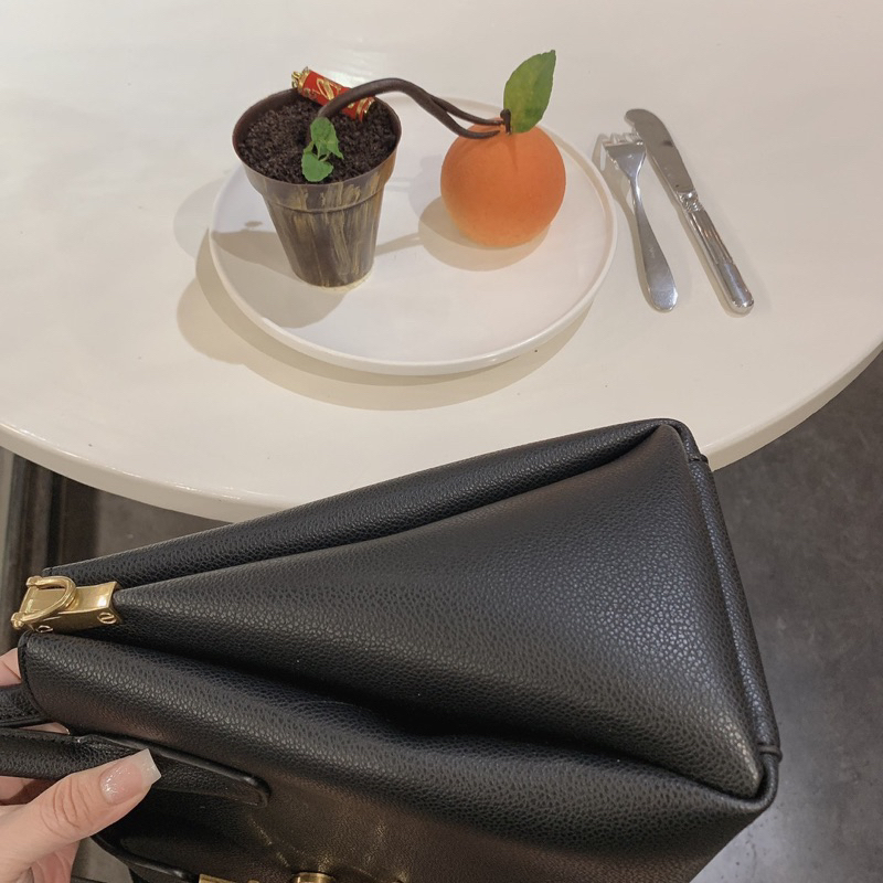 YSL HANDBAG SUPER SIZE 30