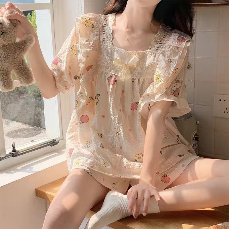 Bộ ngủ đũi mềm phối bèo cổ vuông viền ren nơ vừa ngọt ngào vừa tiểu thư