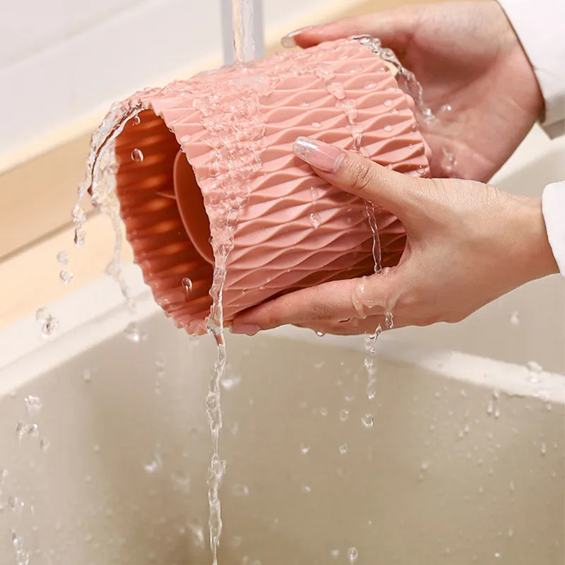 Hộp đựng bút, đựng cọ trang điểm 5 ngăn  tiện dụng chất liệu nhựa PP cao cấp Họa tiết sọc