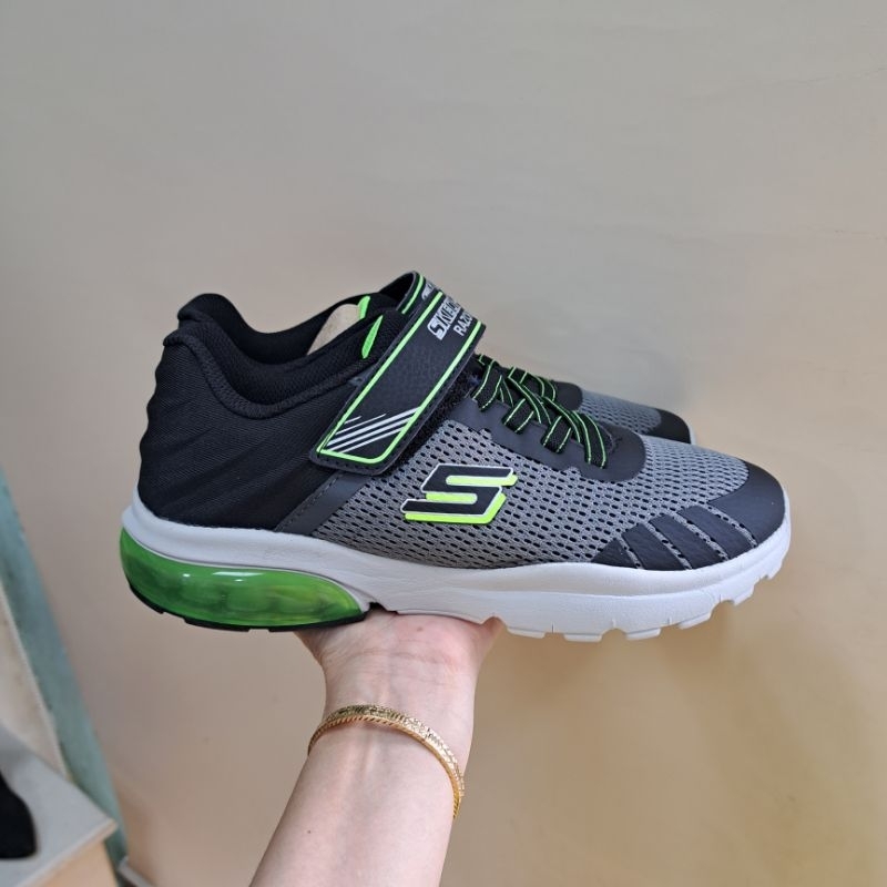 giày thể thao skechers bé trai