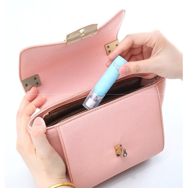 Xịt Thơm Miệng Bạc Hà 20ml Hơi Thở Thơm Mát Sạch Miệng Lưu Hương Thơm Xuốt Cả Ngày